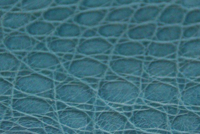 Turquoise semi verni